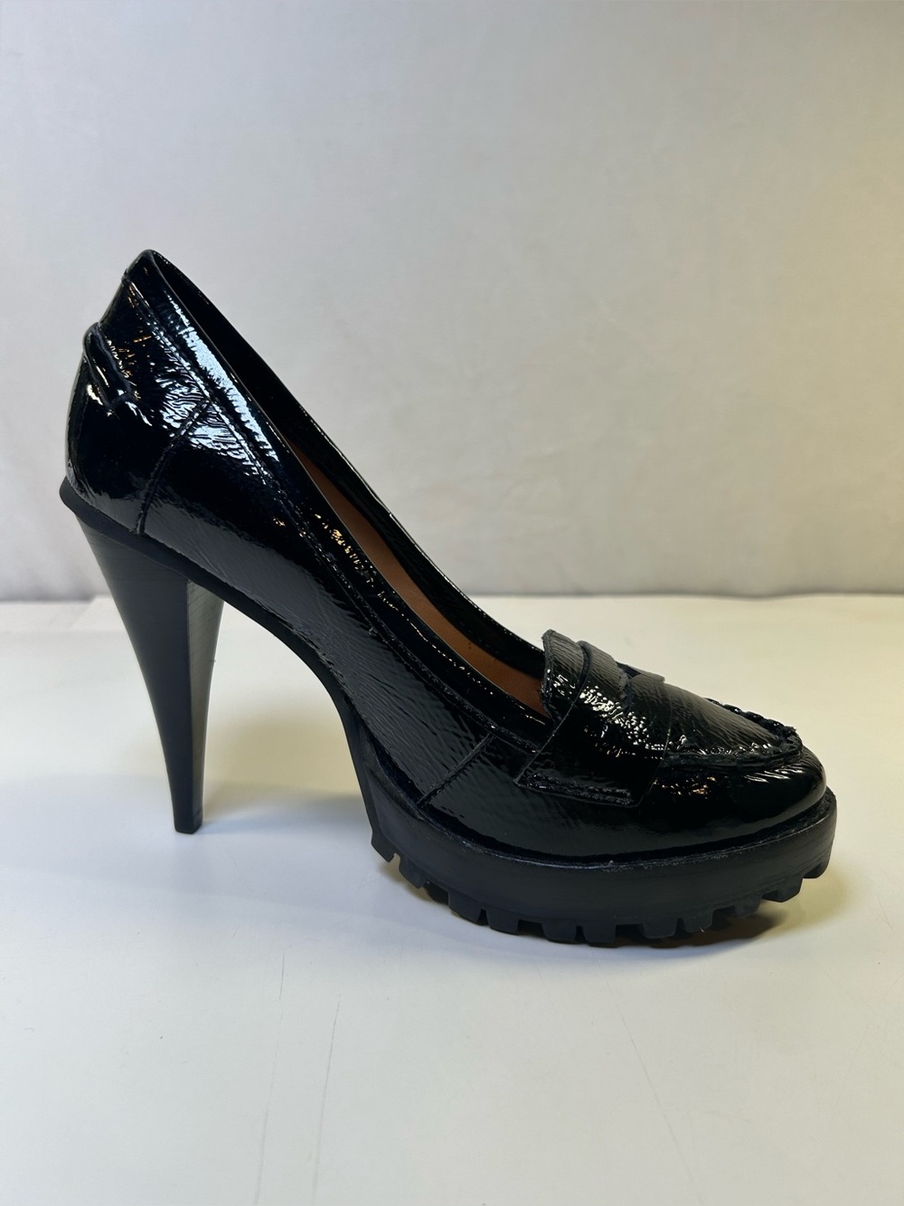 Vintage KORS Michael Kors Patent Leather Y2K Platform Loafer Pumps Black Size 10